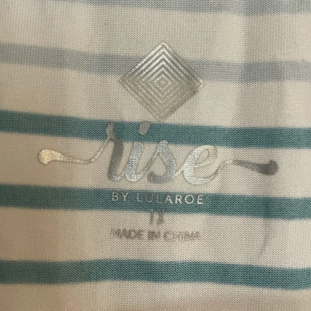 LuLaRoe Rise Tenacious Tshirt - Picture 2 of 2